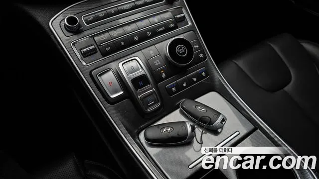 Hyundai Santafe Новый Santa Fe Дизель 2.2 2WD — Фото автомобиля 9