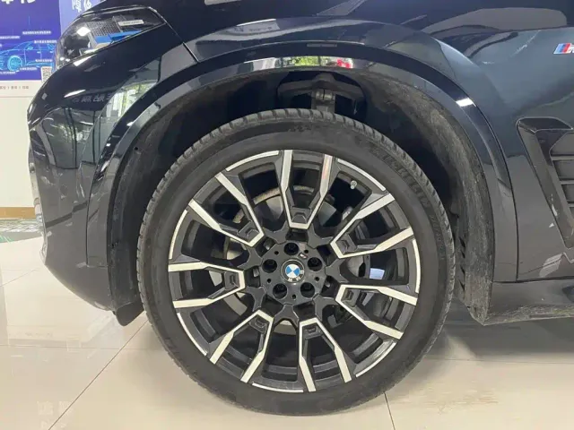 BMW X5 — Фото автомобиля 5