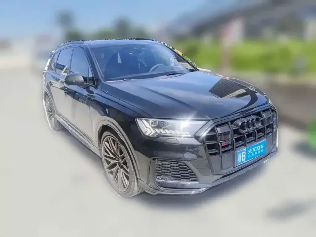 Audi Audi SQ7 2024 4.0 TFSI Dark Knight Edition — Фото автомобиля 3