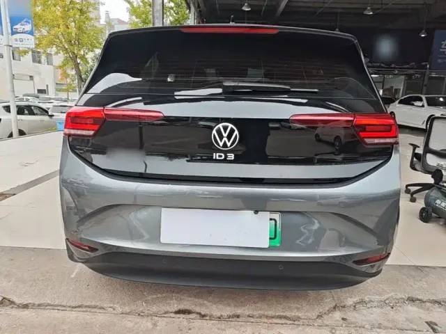 Volkswagen ID.3 — Фото автомобиля 5