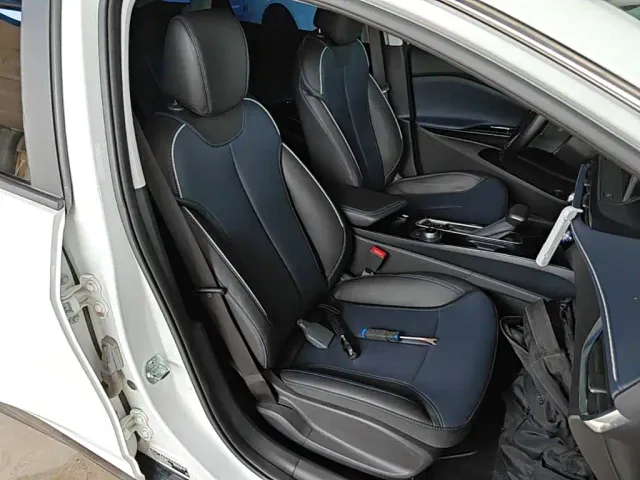 Buick Velite 6 — Фото автомобиля 24