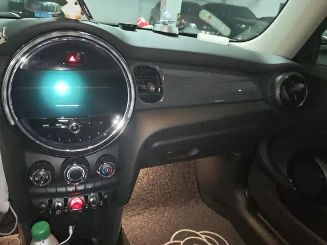MINI Hatch — Фото автомобиля 13