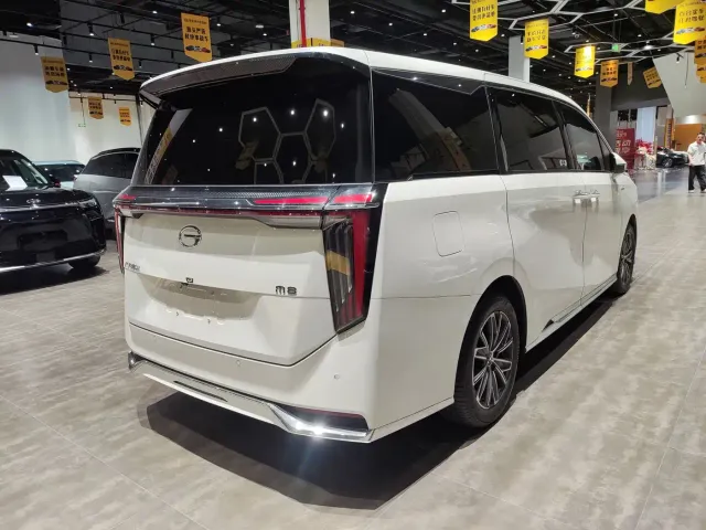 GAC Trumpchi M8 — Фото автомобиля 5