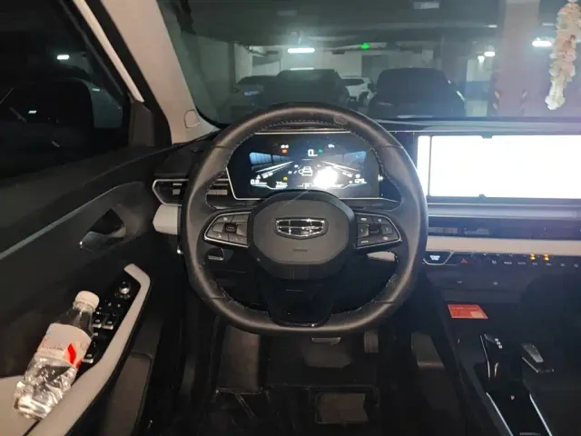 Geely Binrui — Фото автомобиля 2