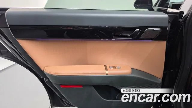 Hyundai Grandeur GN7 — Фото автомобиля 14