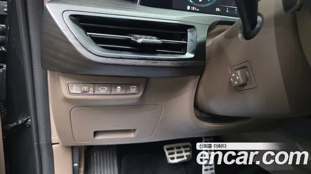 Kia K8 K8 Hybrid — Фото автомобиля 12
