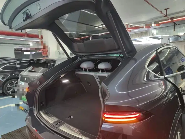 Nio EC6 — Фото автомобиля 18