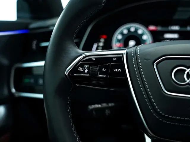 Audi A7L — Фото автомобиля 30