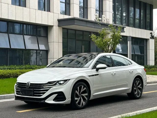 Фотография автомобиля — Volkswagen CC