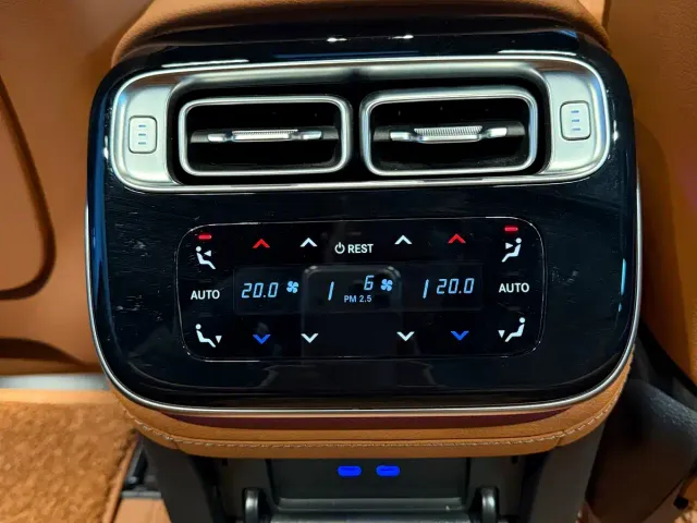 Mercedes-Benz S-Class — Фото автомобиля 29