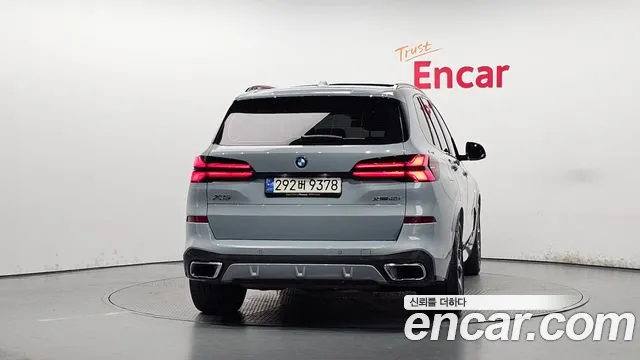 BMW X5 xDrive 40i M Sport — Фото автомобиля 4
