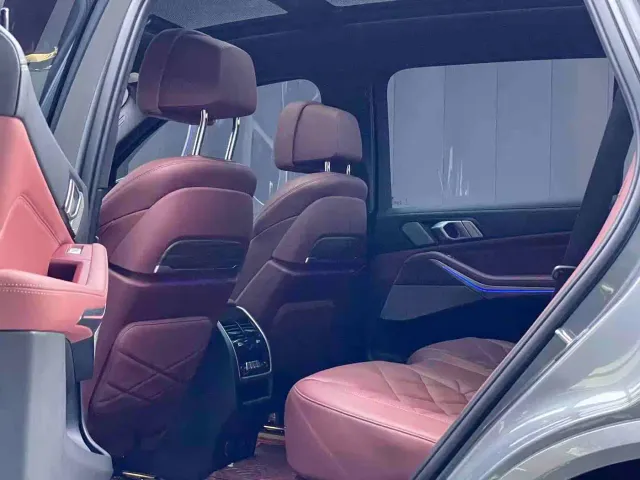 BMW X5 — Фото автомобиля 10