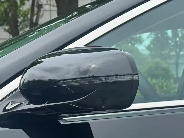 Buick LaCrosse — Фото автомобиля 12