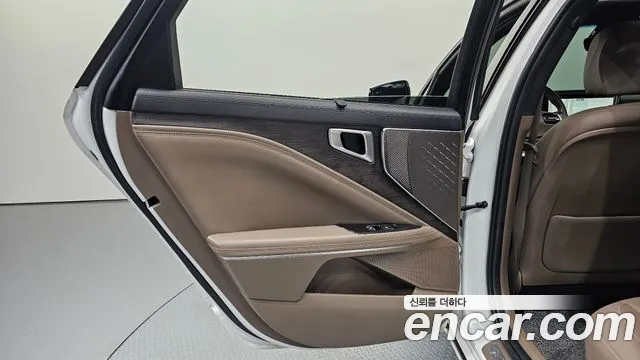 Kia K8 Hybrid — Фото автомобиля 14