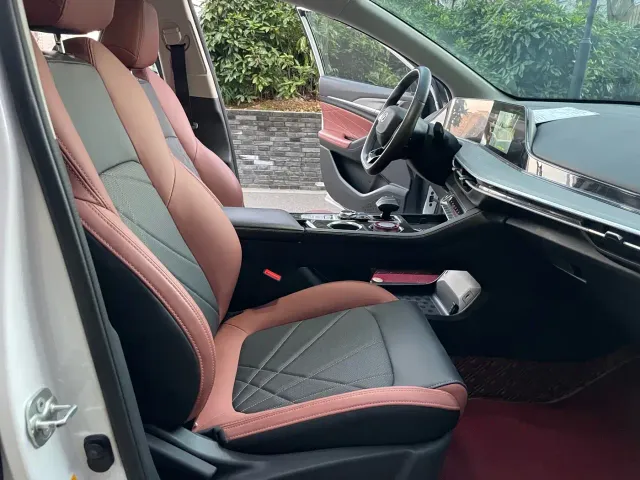 Changan Eado — Фото автомобиля 11