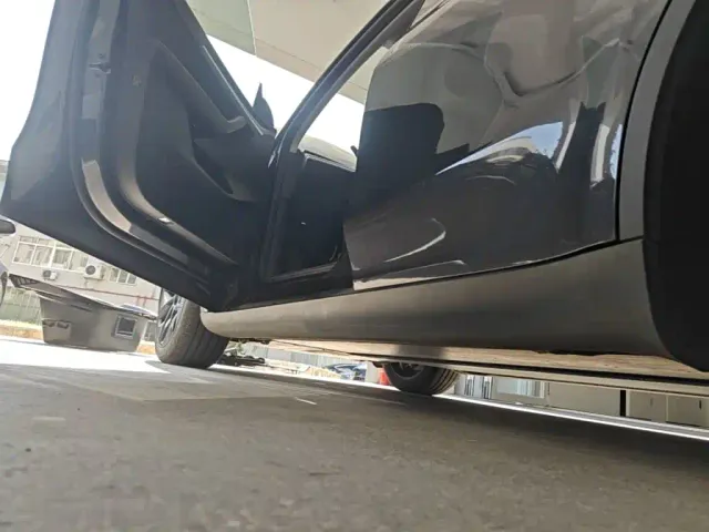 Tesla Model Y — Фото автомобиля 21