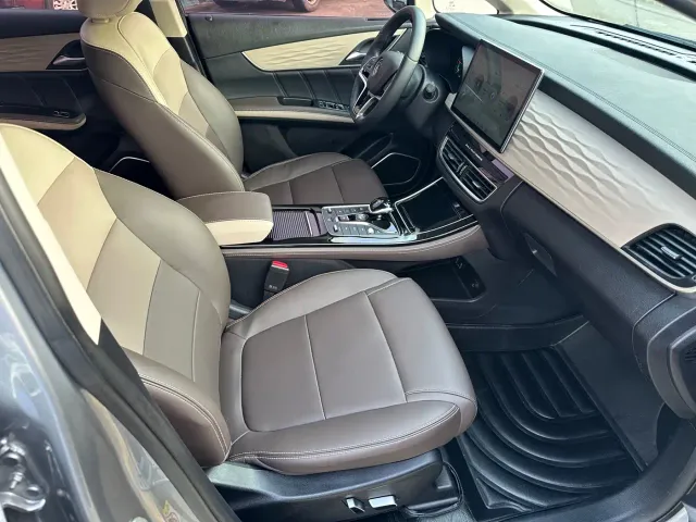 BYD Song MAX — Фото автомобиля 12