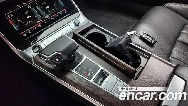 Audi A7 4K — Фото автомобиля 9