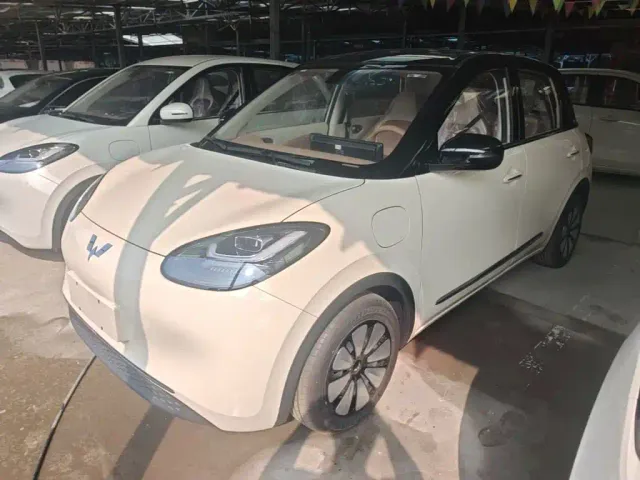 Фотография автомобиля — Wuling Bingo