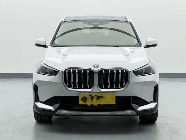 BMW X1 — Фото автомобиля 2