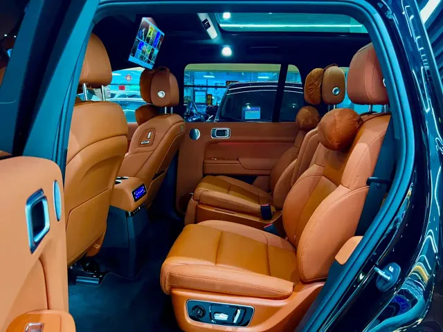 Li Auto L9 — Фото автомобиля 7