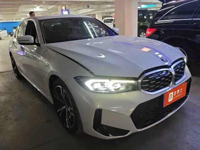 BMW 3 Series — Фото автомобиля 2