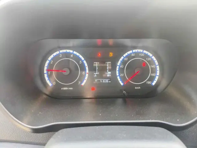 Changan Ruixing M60 — Фото автомобиля 4