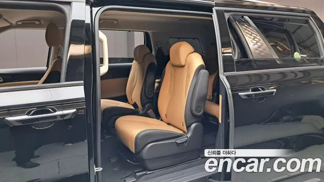 Kia Canival Carnival 4 поколение 9 мест Signature — Фото автомобиля 21