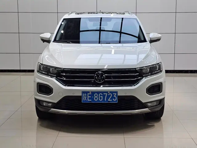 Volkswagen T-Roc — Фото автомобиля 2