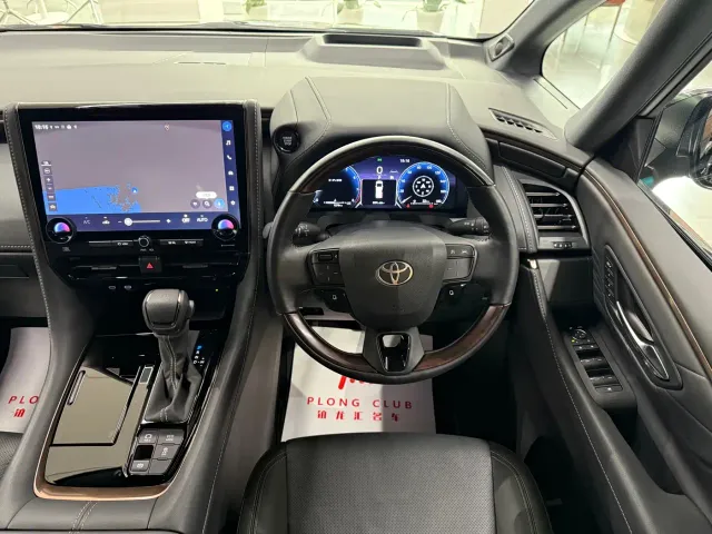Toyota Alphard — Фото автомобиля 5
