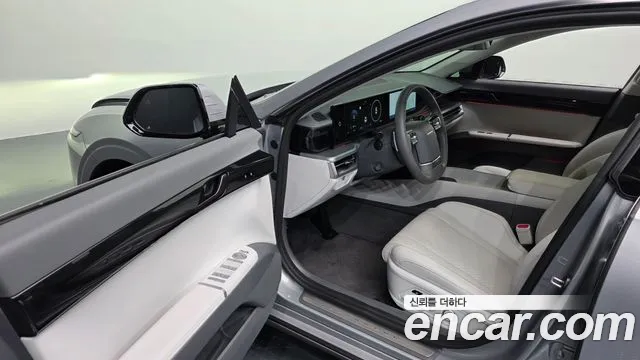 Hyundai Grandeur GN7 — Фото автомобиля 15