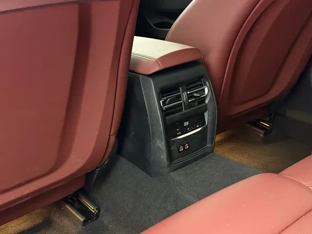 BMW 3 Series — Фото автомобиля 15