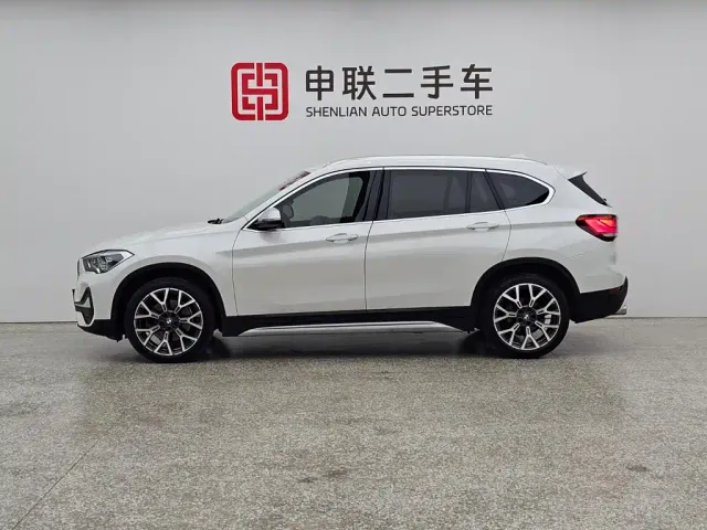 BMW X1 — Фото автомобиля 4
