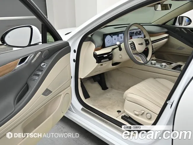Genesis G80 Бензин 2.5 турбо AWD — Фото автомобиля 11
