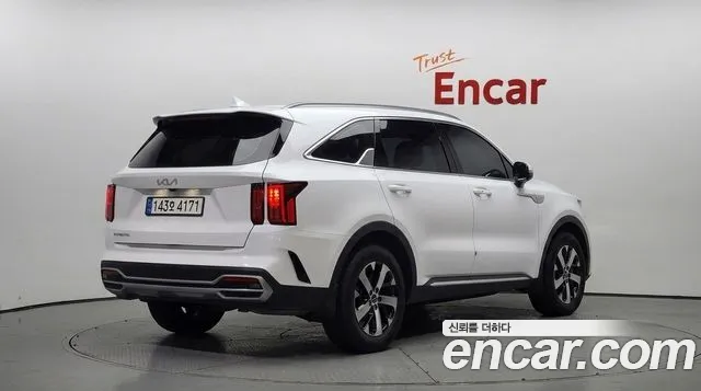 Kia Sorento Sorento 4-е поколение Бензин 2.5T 2WD — Фото автомобиля 2