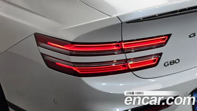 Genesis G80 RG3 — Фото автомобиля 8