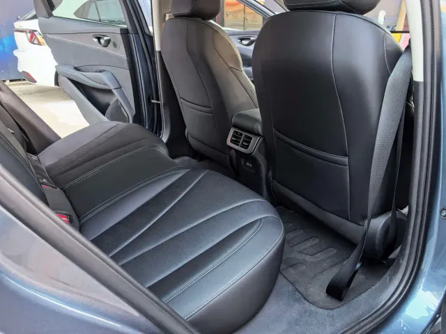 BYD Seal 06 — Фото автомобиля 11