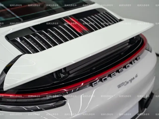 Porsche 911 — Фото автомобиля 11