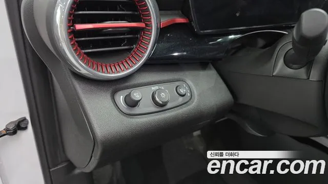 ChevroletGMDaewoo Trax Trax Кроссовер — Фото автомобиля 19