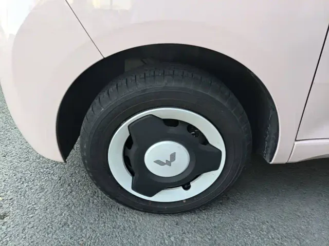 Wuling Hongguang Mini EV — Фото автомобиля 22