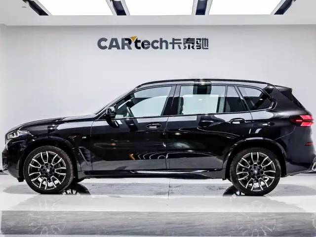 BMW X5 — Фото автомобиля 3