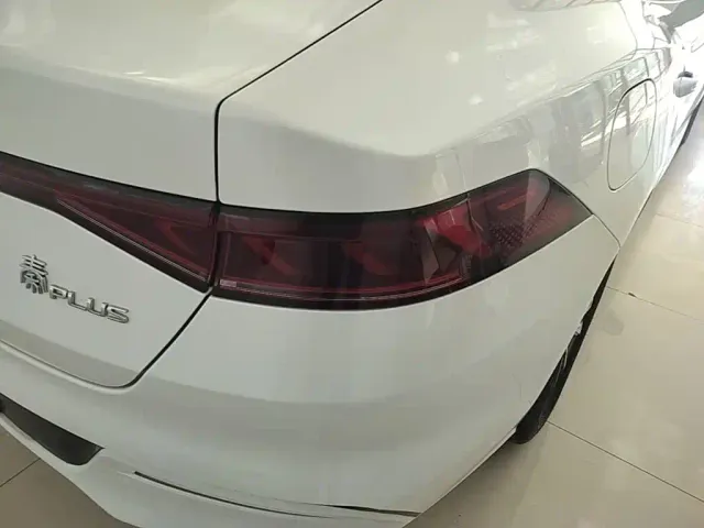 BYD Qin PLUS — Фото автомобиля 7
