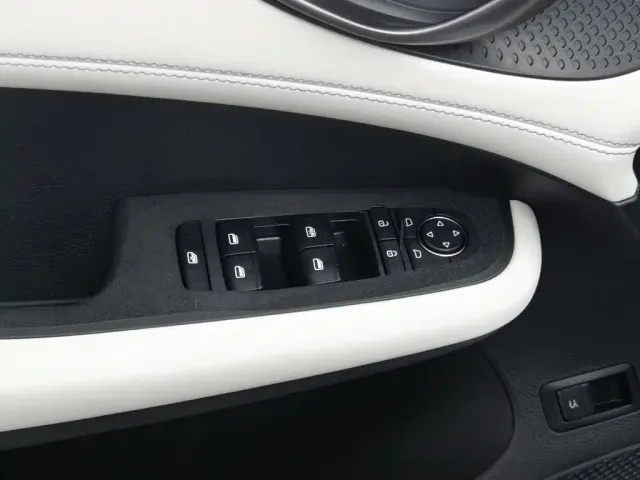 BYD Seal 05 DM-i — Фото автомобиля 9