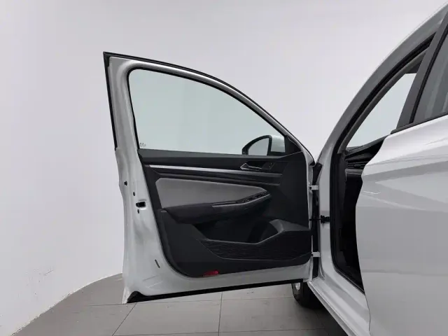 Volkswagen Bora 2024 200TSI DSG Smooth Ride Edition — Фото автомобиля 8
