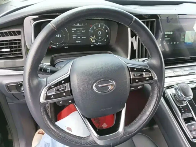 GAC Trumpchi M8 — Фото автомобиля 10