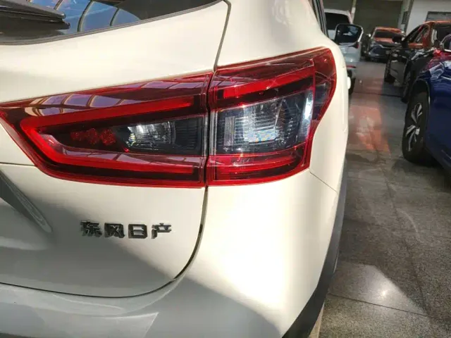 Nissan Qashqai — Фото автомобиля 7