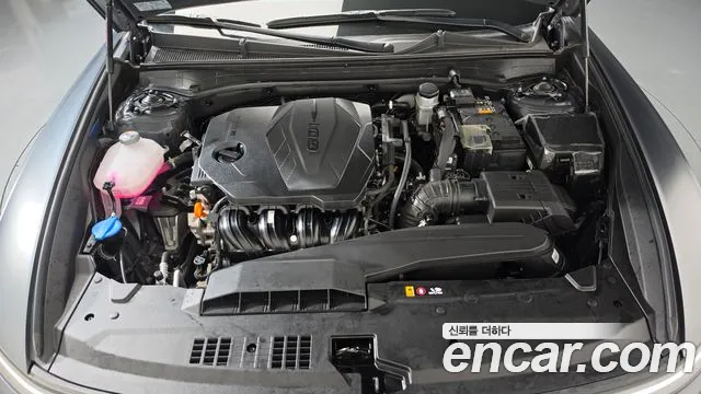 Hyundai Grandeur GN7 — Фото автомобиля 9