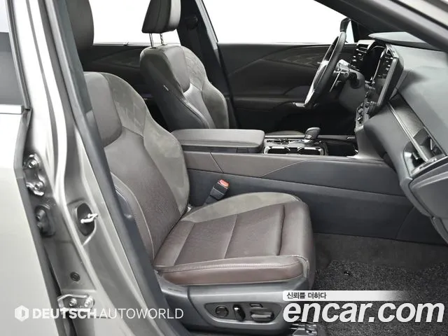 Lexus RX — Фото автомобиля 10