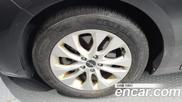 Kia K8 2.5 Бензин 2WD — Фото автомобиля 5