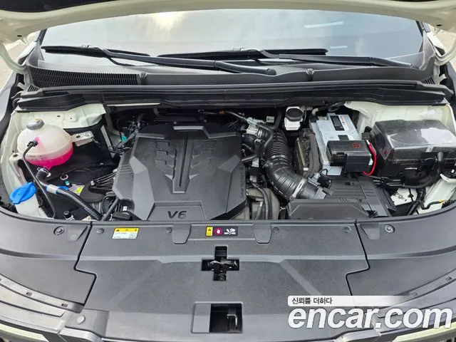 Kia Carnival Generation 4 — Фото автомобиля 7